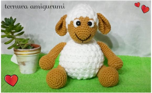 Crochet Pattern of Sheep – An 18cm Amigurumi Friend